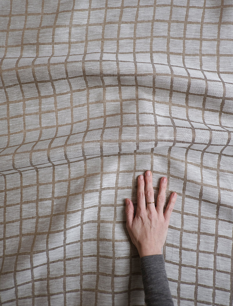 RUTIG LINEN FABRIC BY THE METRE, BROWN